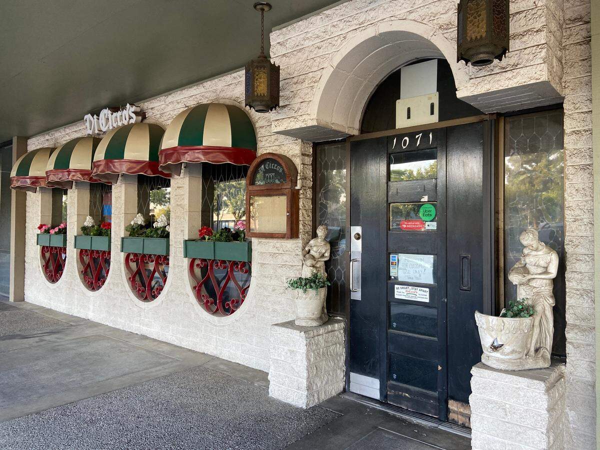 The DiCicco’s Italian Restaurant at First Street and Shaw Avenue has closed after more than 40 years in business.