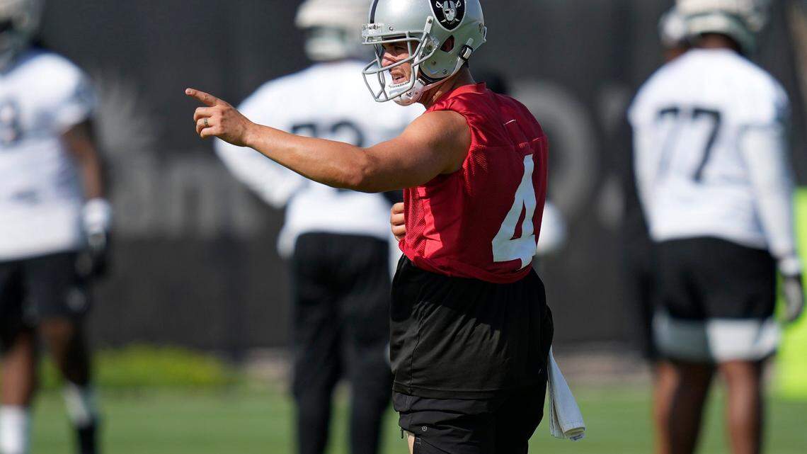 Las Vegas Raiders’ Derek Carr practices during NFL training camp, Friday, July 22, 2022, in Henderson, Nev.