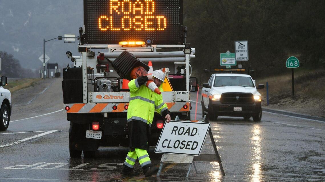 Thousands without power during snowy weekend in Merced region. Another storm on its way