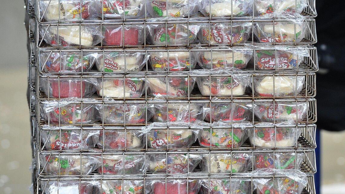 ‘A win against hunger.’ All Fresno County students could be eligible for free school meals
