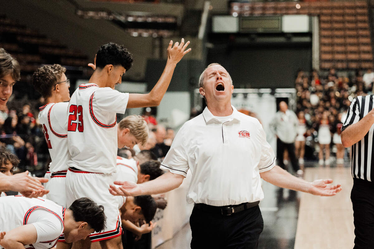 Chowchilla head coach Don Smith reacts aftr a call against Fowler on Feb. 28, 2025.