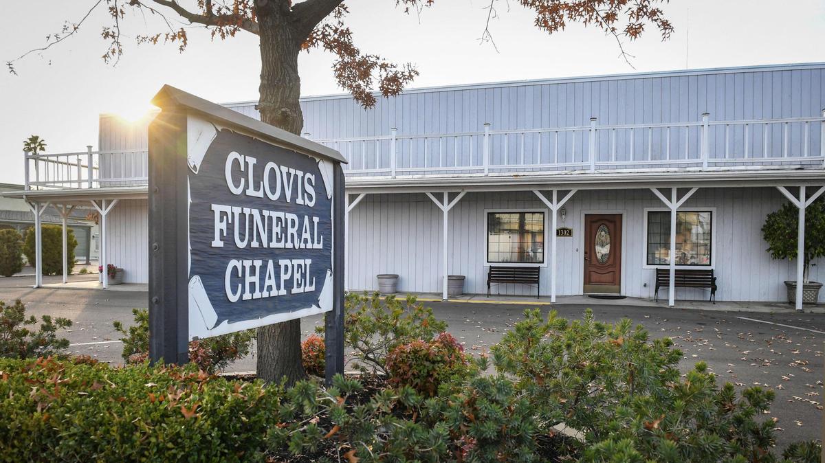 The Clovis Funeral Chapel building on Clovis Avenue at Barstow in Clovis on Tuesday, Dec. 7, 2021.