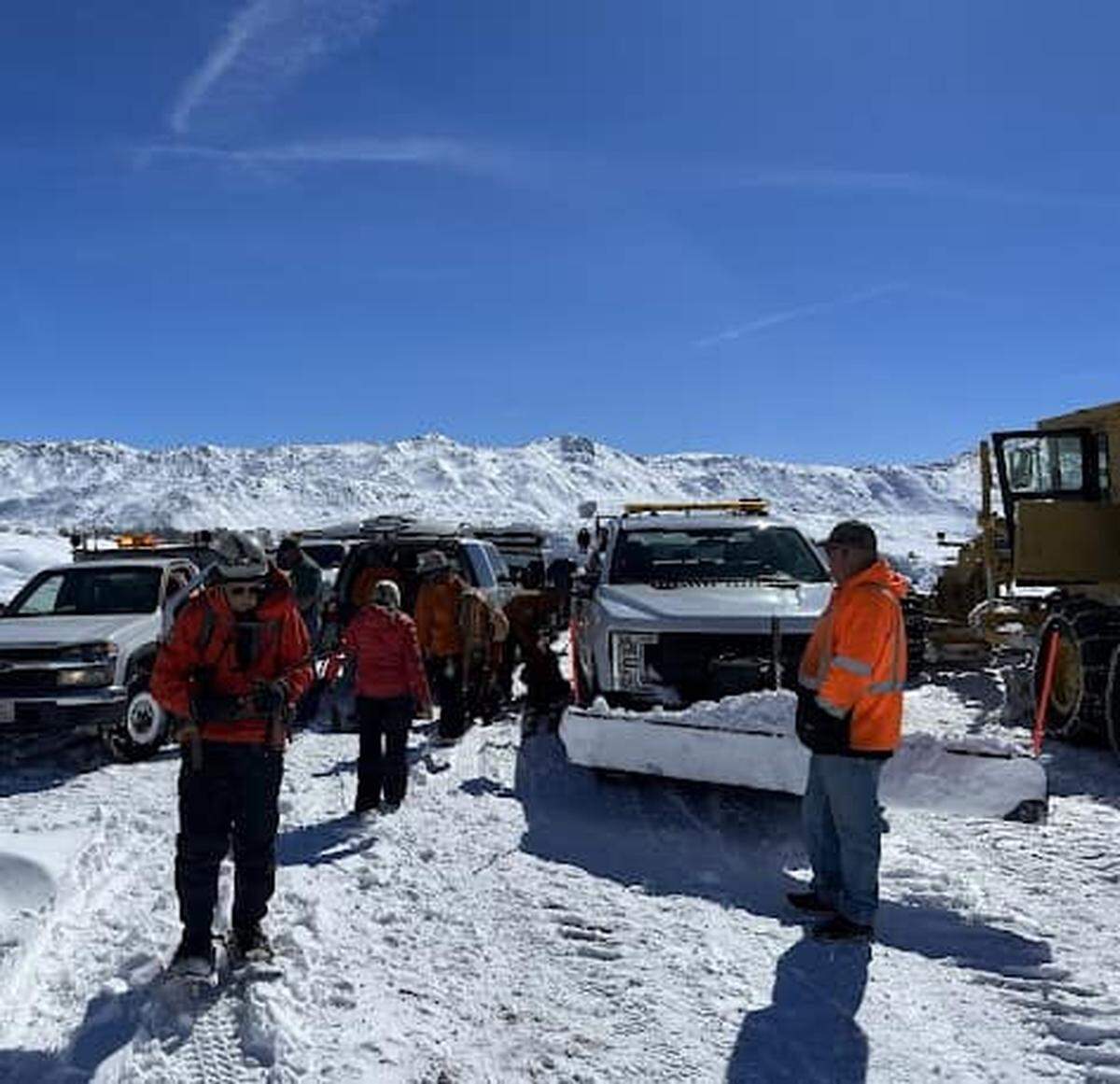 Authorities found a man who went missing for almost a week following a bad snow storm in Inyo County.