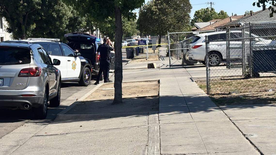 35-year-old man injured after Fresno apartment shooting, police say