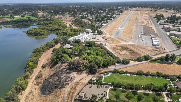 Four killed in tragic Labor Day weekend plane crash in Fresno. What we know
