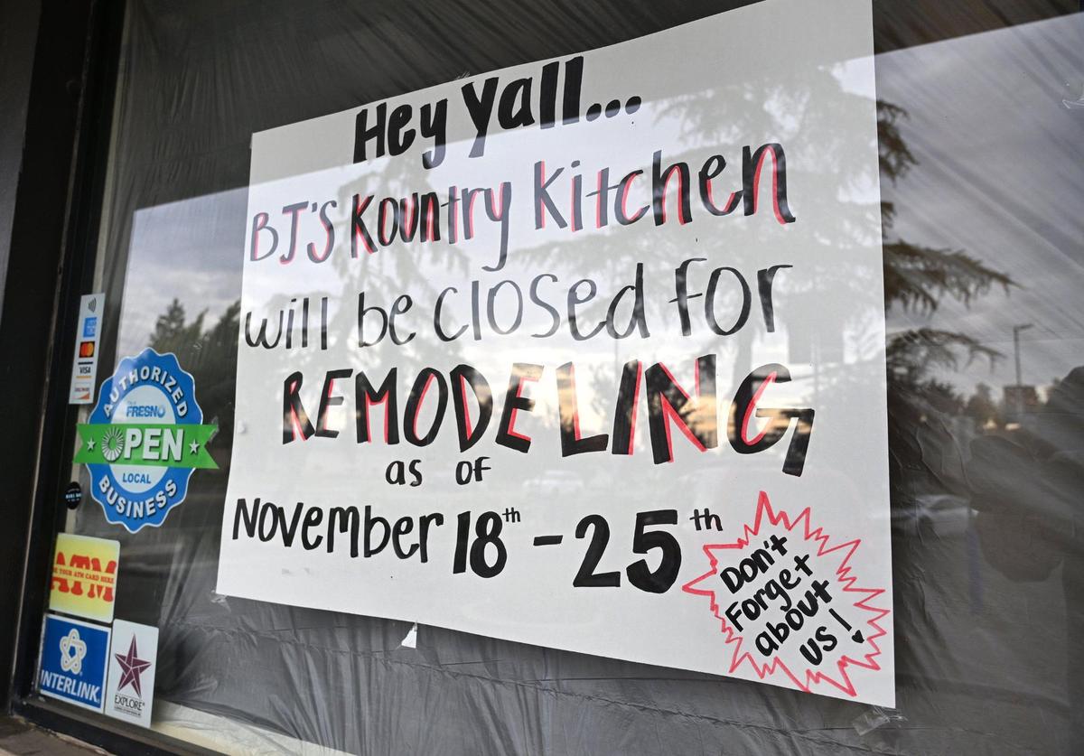 The last BJ’s Kountry Kitchen located at Herndon and Cedar avenues is closed for renovation, reopening soon as The Waffle Place. Under new ownership the breakfast fare will continue but with additions like a juice bar.