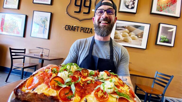 What is Detroit-style pizza? A new Fresno restaurant sells it and other twists on pizza