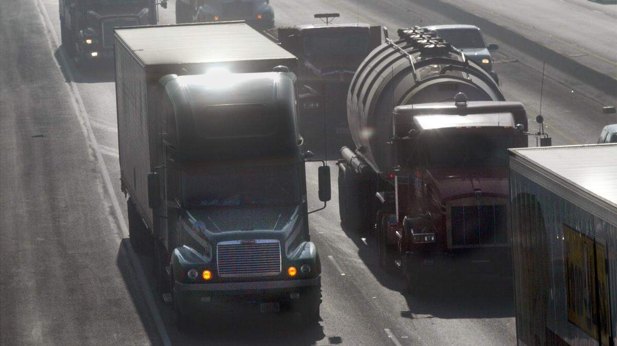 The San Joaquin Valley Air Pollution Control District has nearly $6.4 million in funds from the U.S. Environmental Protection Agency to replace older diesel trucks and tractors with newer, cleaner-burning models.