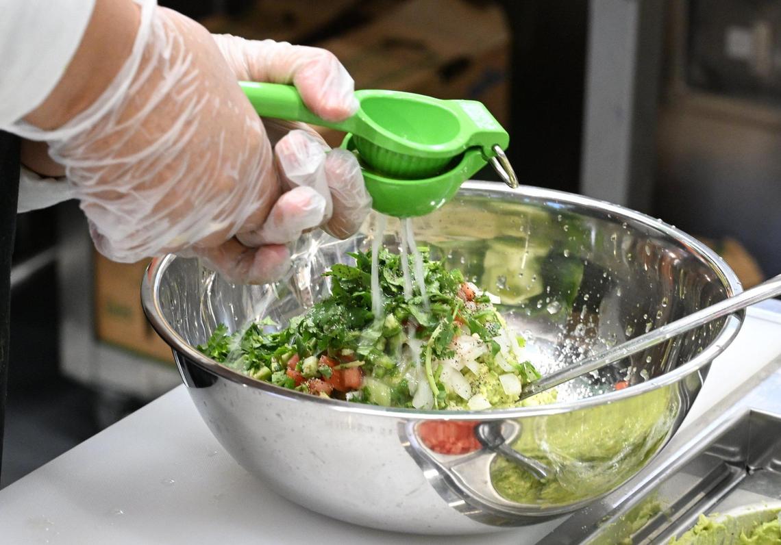 Shoppers can order guacamole with their chosen ingredients at Vallarta’s newest location on Shaw Avenue in Clovis.