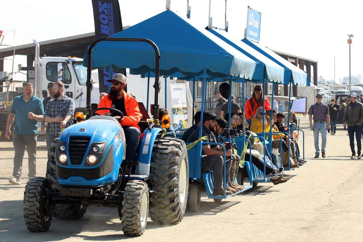 Día inaugural de la 57ª edición anual de la World Ag Expo, el martes 13 de febrero de 2024, en el International Agri-Center, en Tulare.