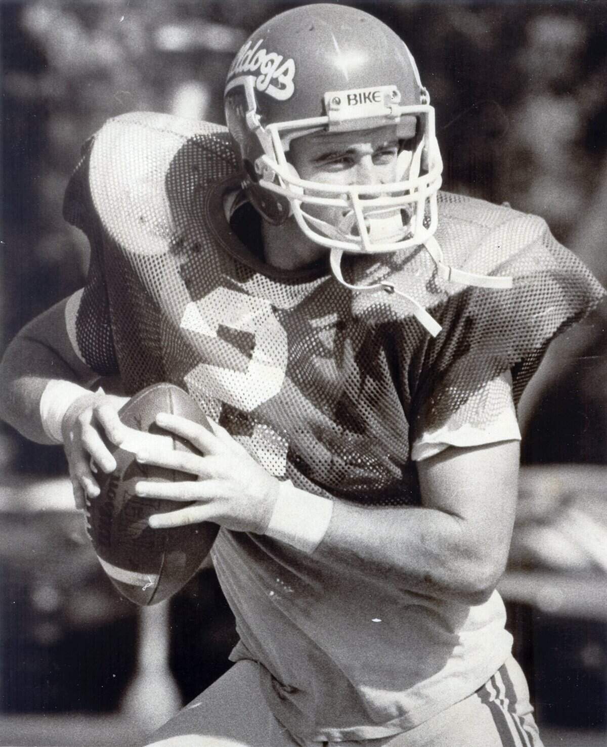 Jeff Tedford, former quarterback of the Bulldogs, is shown in this 1982 Fresno Bee file photo.