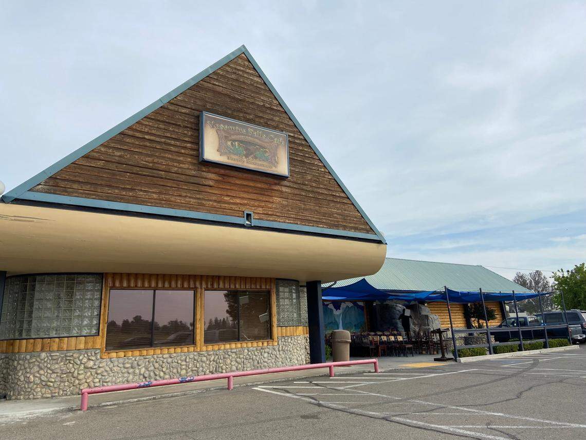 Yosemite Falls Cafe has closed its Ashlan Avenue location. The restaurant cited the neighborhood and rising costs of doing business.