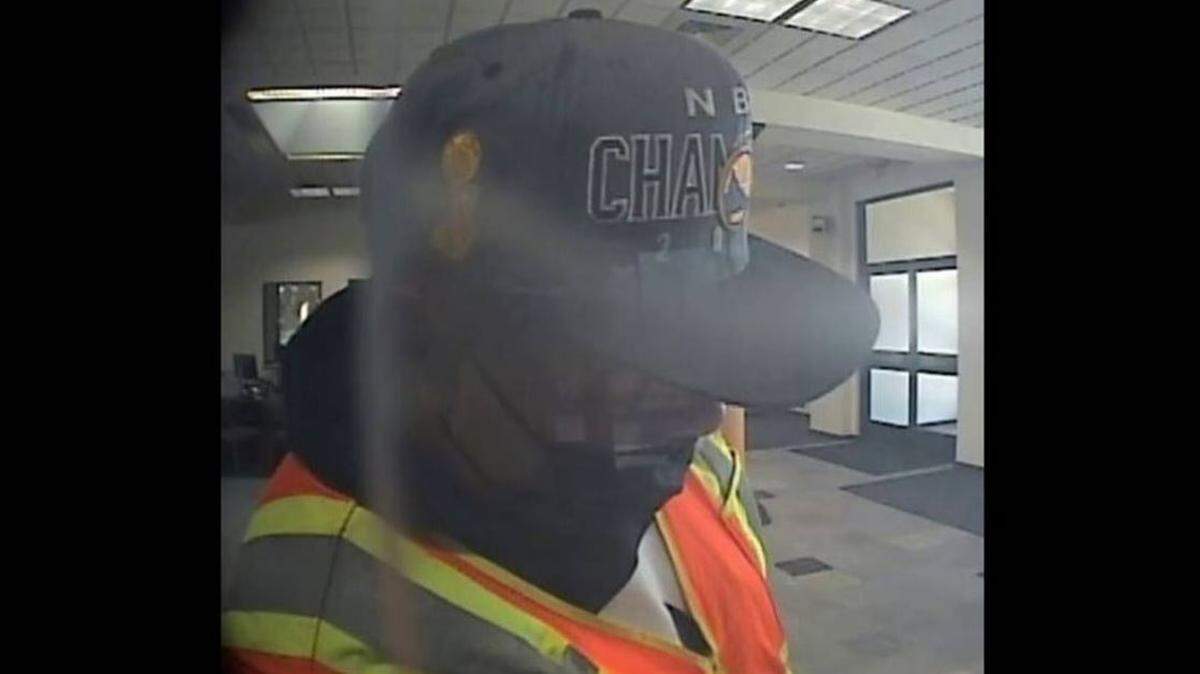 Merced police say this man robbed a PNC Bank on May 20, 2022.
