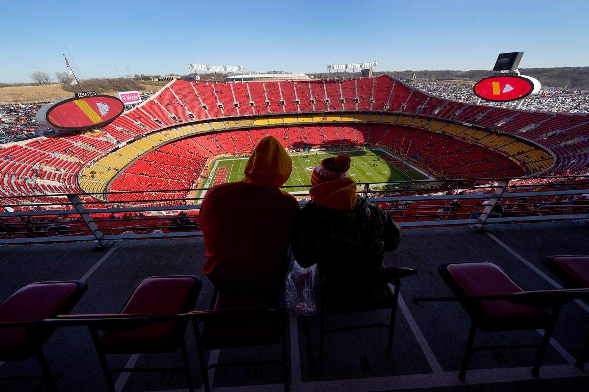 Arrowhead Stadium will be ready on Sunday for another installment in the old-school series between the Chiefs and the Pittsburgh Steelers.