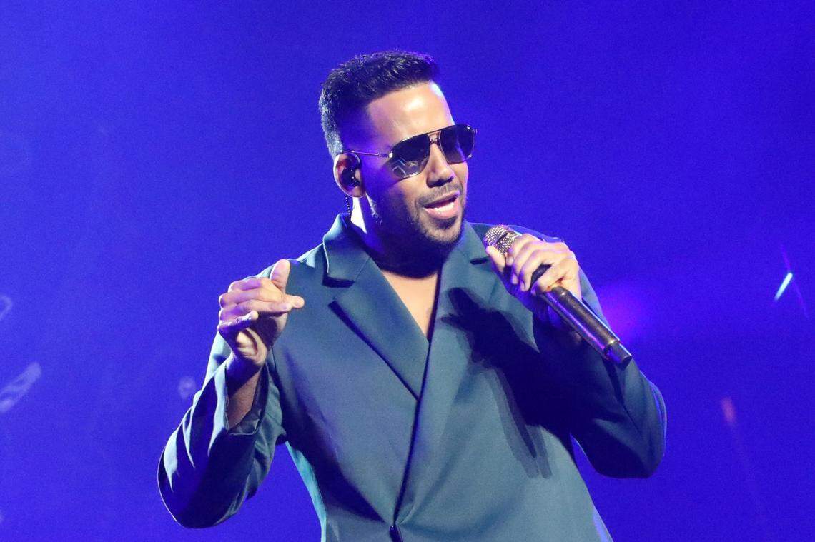 Romeo Santos trajo su gira 'Formula Vol. 3' a Fresno la noche del miércoles 4 de octubre, en el Save Mart Center.