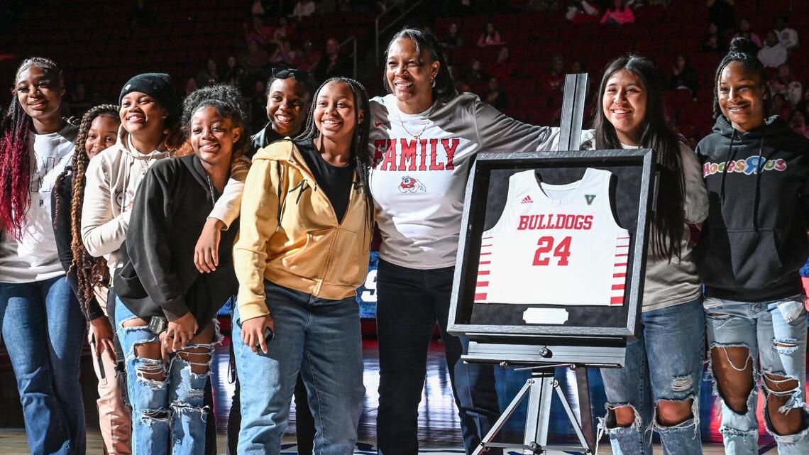 Watch: Fresno State retires jersey No. 24 in honor of basketball star Yvette Roberts