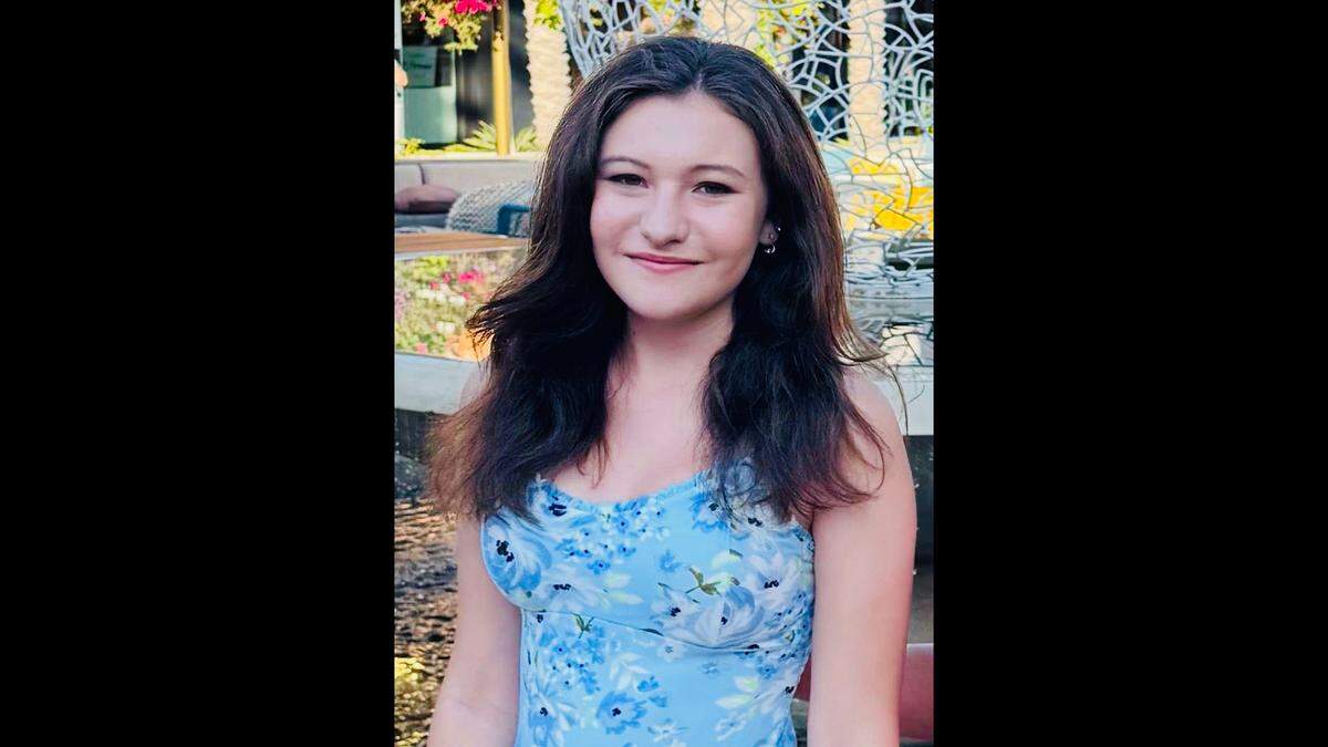 Alexia Danielle Hernandez, a 15-year-old from Clovis, has been missing since Feb. 26, 2026. She was last seen in the Harlan Ranch neighborhood near Highway 168 and DeWolf Avenue.