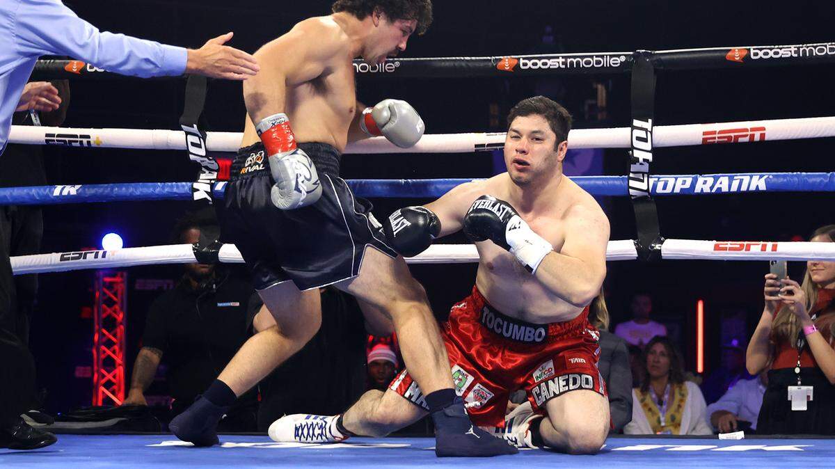 Richard Torrez Jr knocks down Marco Antonio Canedo during their heavyweight fight at Hard Rock Hotel & Casino Tulsa on Aug, 27, 2022