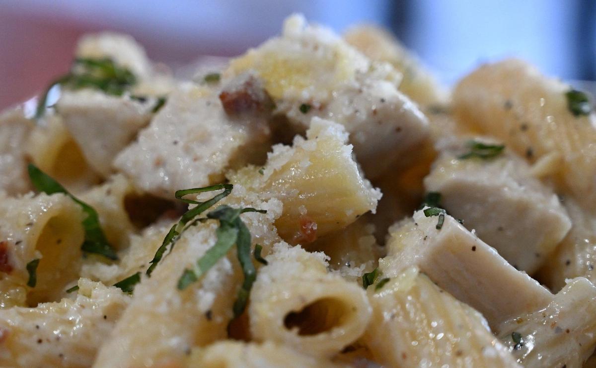 Roma Italian Kitchen’s popular RCBA dish is made with rigatoni chicken, bacon and Alfredo sauce.