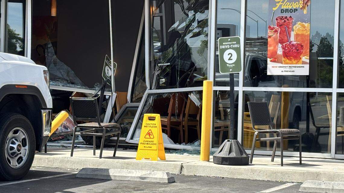 Car crashes into a Fresno Panera, leaving damage to front window, police say