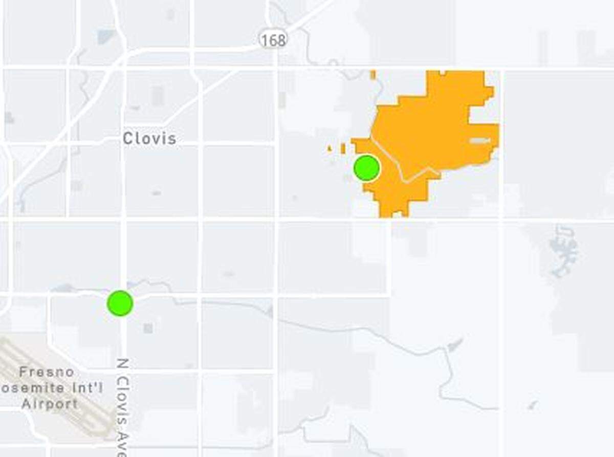 PG&E outage map showing over 1,000 customers without power in Clovis just before Super Bowl.