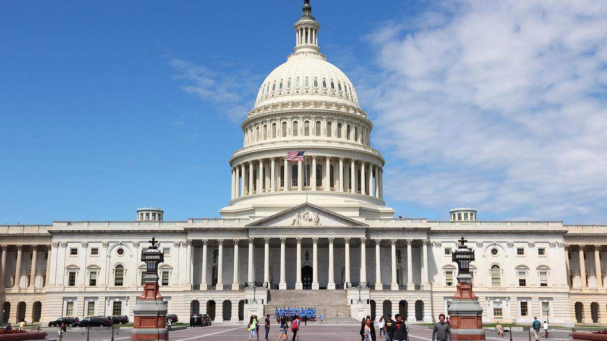 Congress, the people’s legislature, is messy and inefficient by the design of America’s founders, says Fresno State Professor Thomas Holyoke.