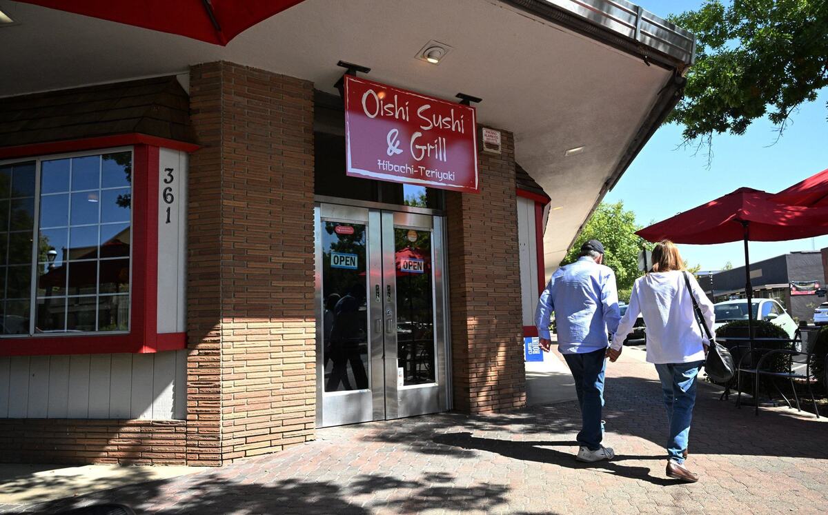 Jesse Mendoza, with his wife Leticia Mendoza, has opened Oishi Sushi & Grill in the former Old Town Cafe location at the corner of Pollasky Ave. and 4th St. in Old Town Clovis. Photographed Thursday, Sept. 26, 2024.