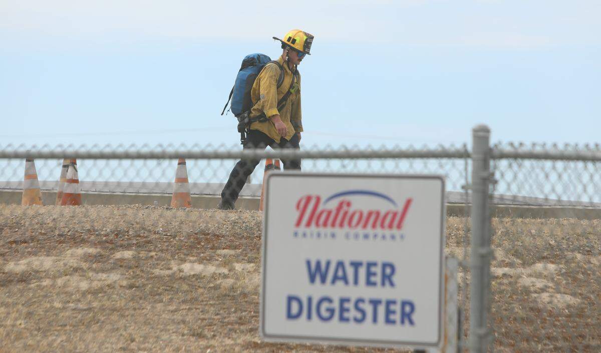 Un trabajador de 39 años fue encontrado muerto en las instalaciones de National Raisin Company en Fowler el viernes 24 de abril de 2026 tras una presunta caída en un digestor de agua.