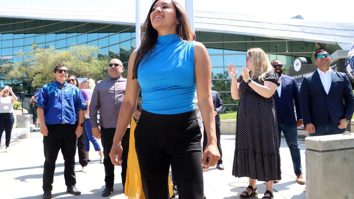 Perea gives 11th-hour endorsement to candidate vying for Fresno District 1 seat