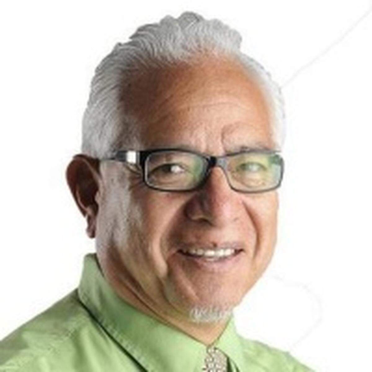 Juan Esparza Loera is the editor of Vida en el Valle.