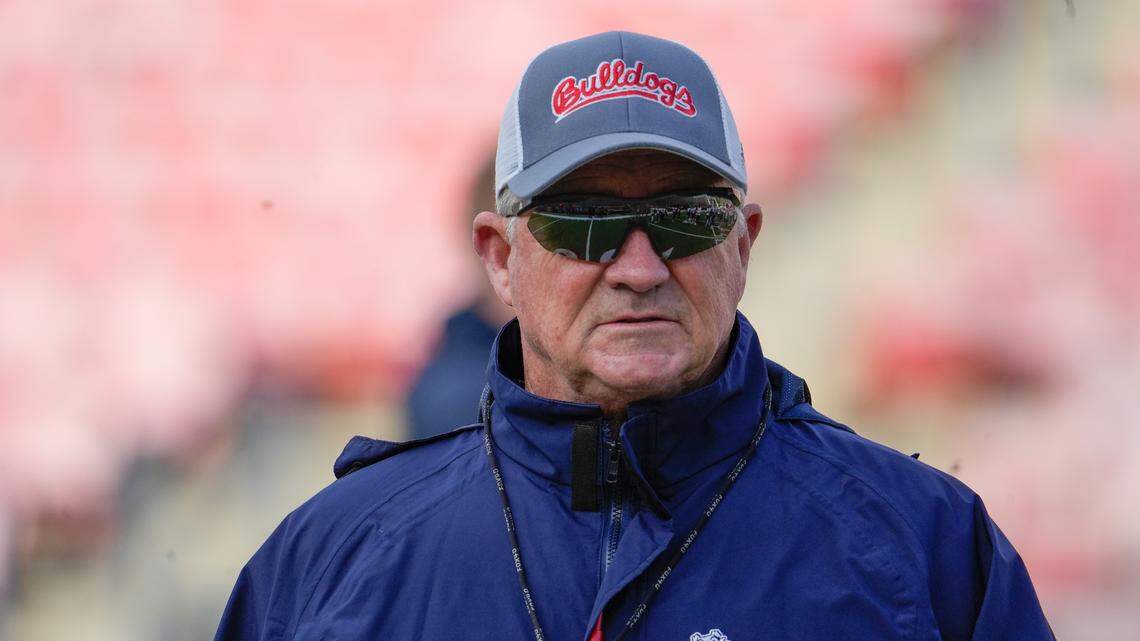 Fresno State coach Jeff Tedford said at the end of spring practice: “We have a lot of work to do, but the attitude of our team and the work ethic of our team is aligned to continue to improve.”
