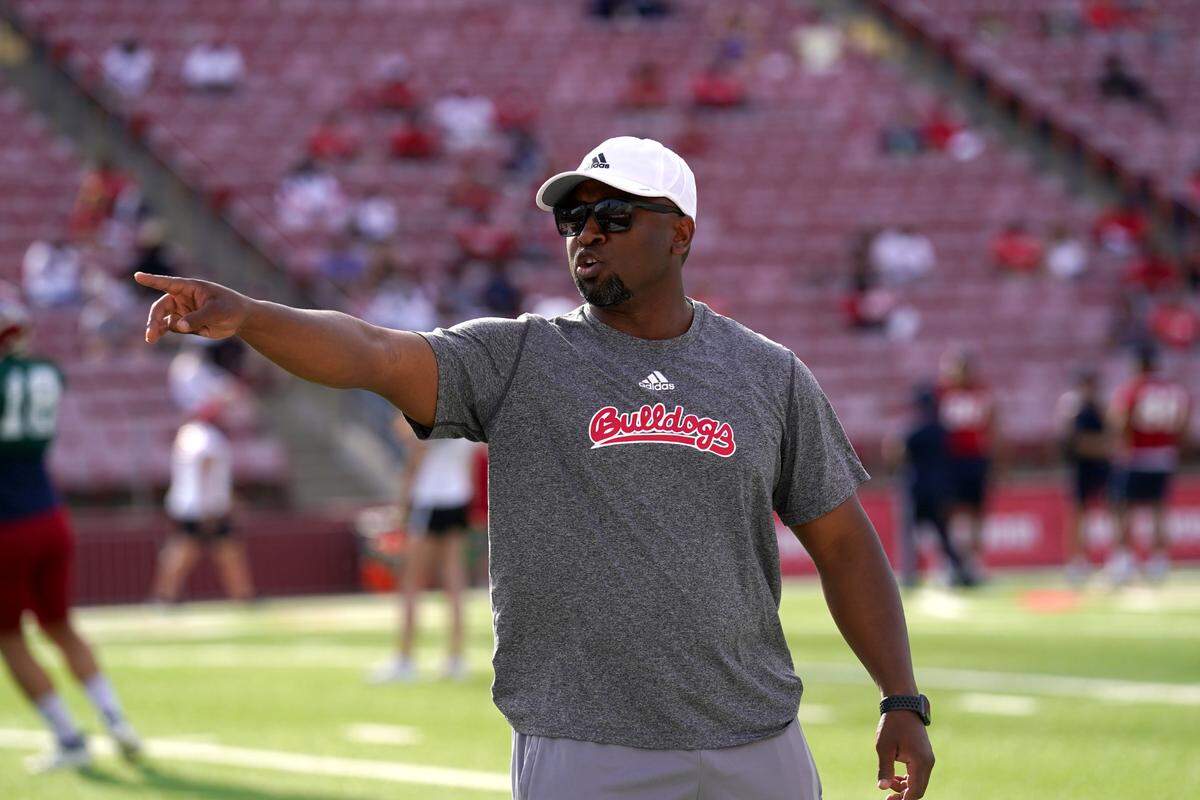 Fresno State assistant head coach and running backs coach Lee Marks was the Bulldogs’ interim coach for the Dec. 18 New Mexico Bowl against Texas-El Paso.