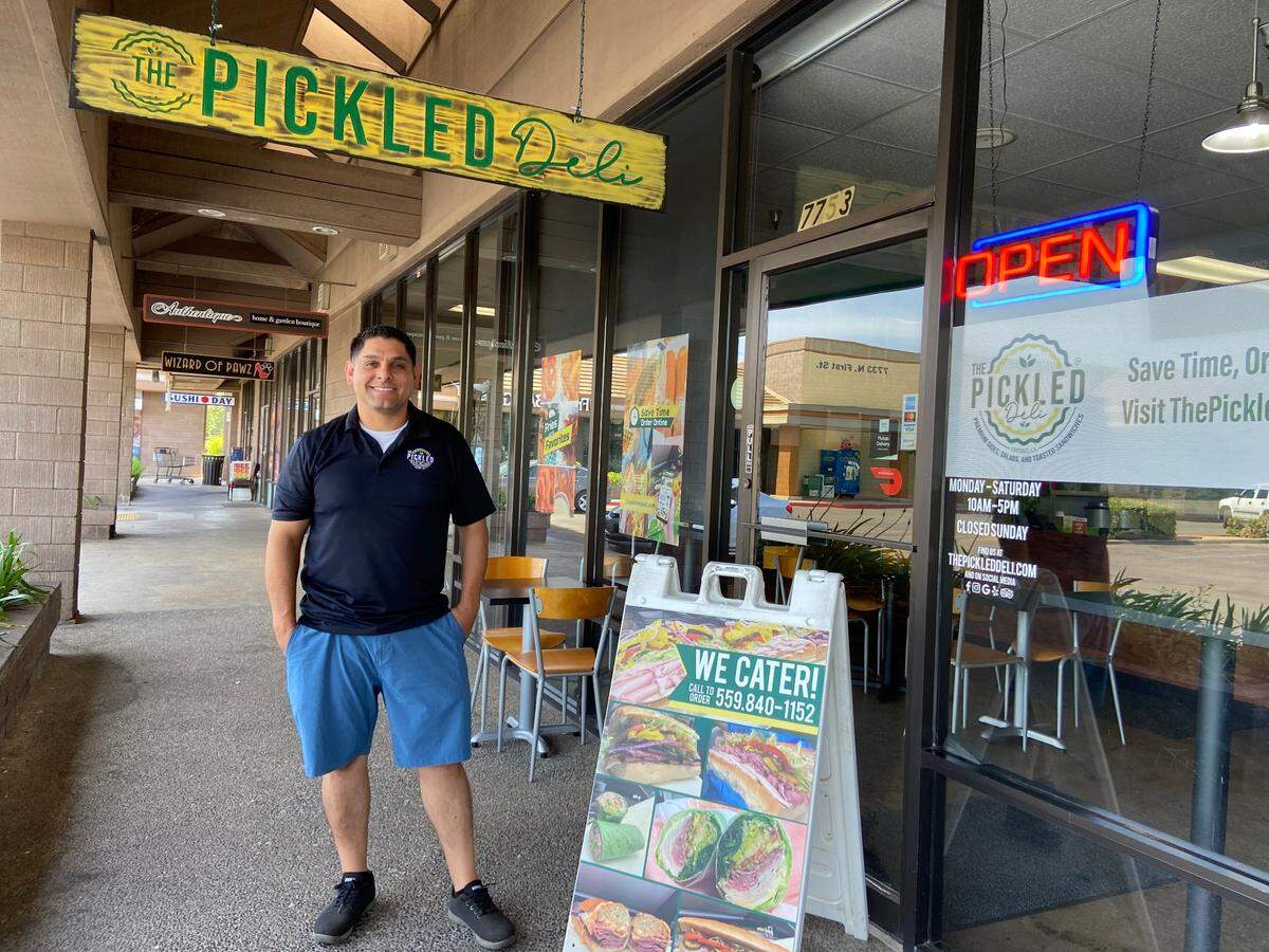 The Pickled Deli has opened at First Street and Nees avenues in the former Full O Bull spot. Owner Nick Huerta is a former Deli Delicious franchisee.