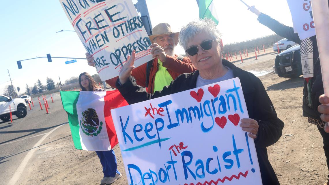 Protesters at World Ag Expo urge farmers to protect undocumented workers from deportation