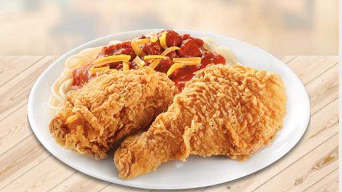 Jollibee, a Filipino chicken restaurant, has filed an application for a conditional-use permit to open a location at 515 E. Shaw Ave. in Fresno.
