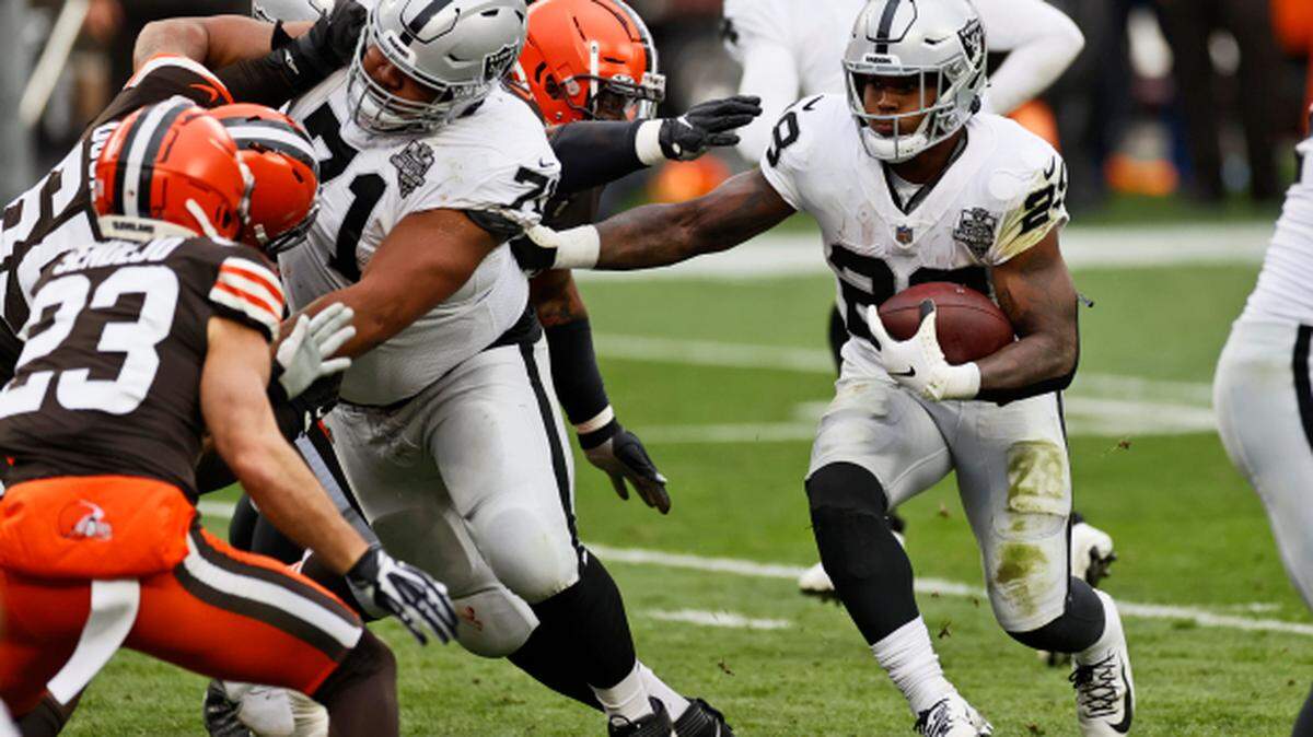 Las Vegas Raiders running back Josh Jacobs rushes during the first half of an NFL game against the Cleveland Browns, Sunday, Nov. 1, 2020, in Cleveland.