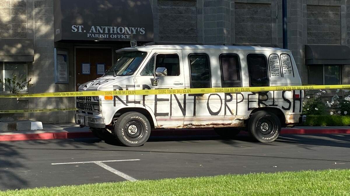 Fresno police are investigating whether a hate crime occurred Thursday evening at the Jewish temple in north Fresno. The suspects had a van that had “Repent or Perish” spray painted on the side.