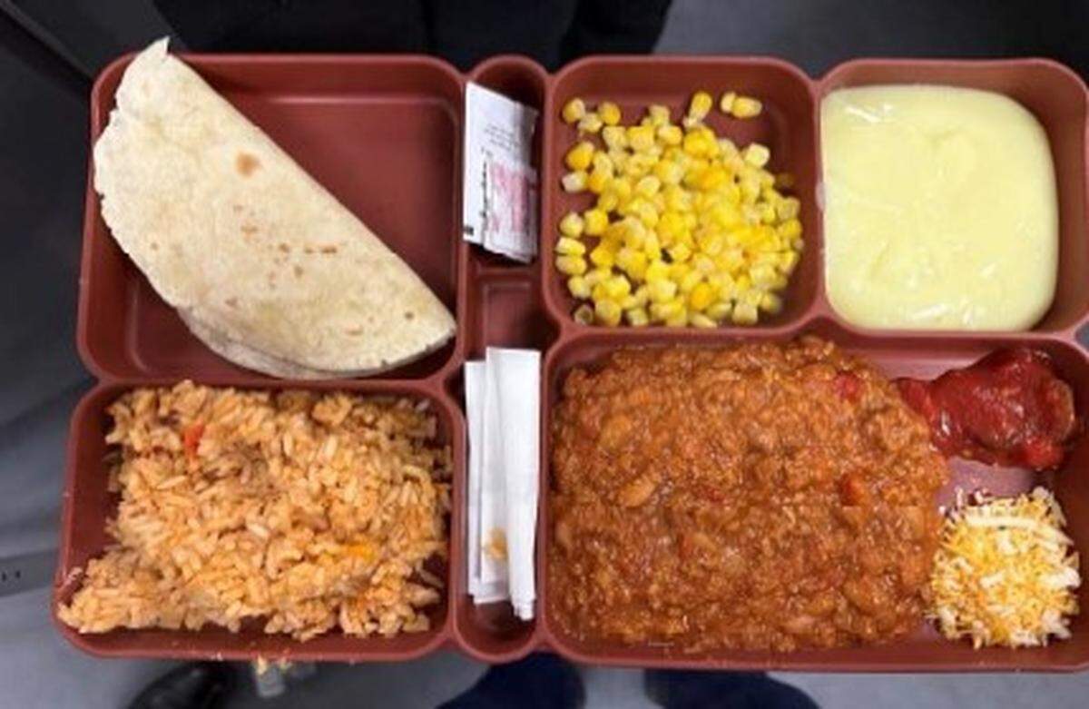 Photograph of a “regular meal tray” provided by California City ICE detention center operator CoreCivic in federal court filings.
