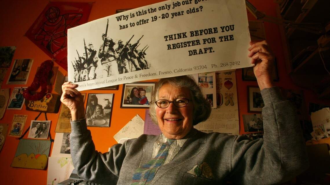 Ellie Bluestein, Fresno peace activist and Raging Grannies member, dies at 91