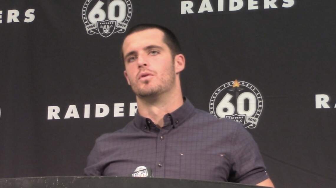 What made Raiders quarterback Derek Carr upset on day he set a franchise record?
