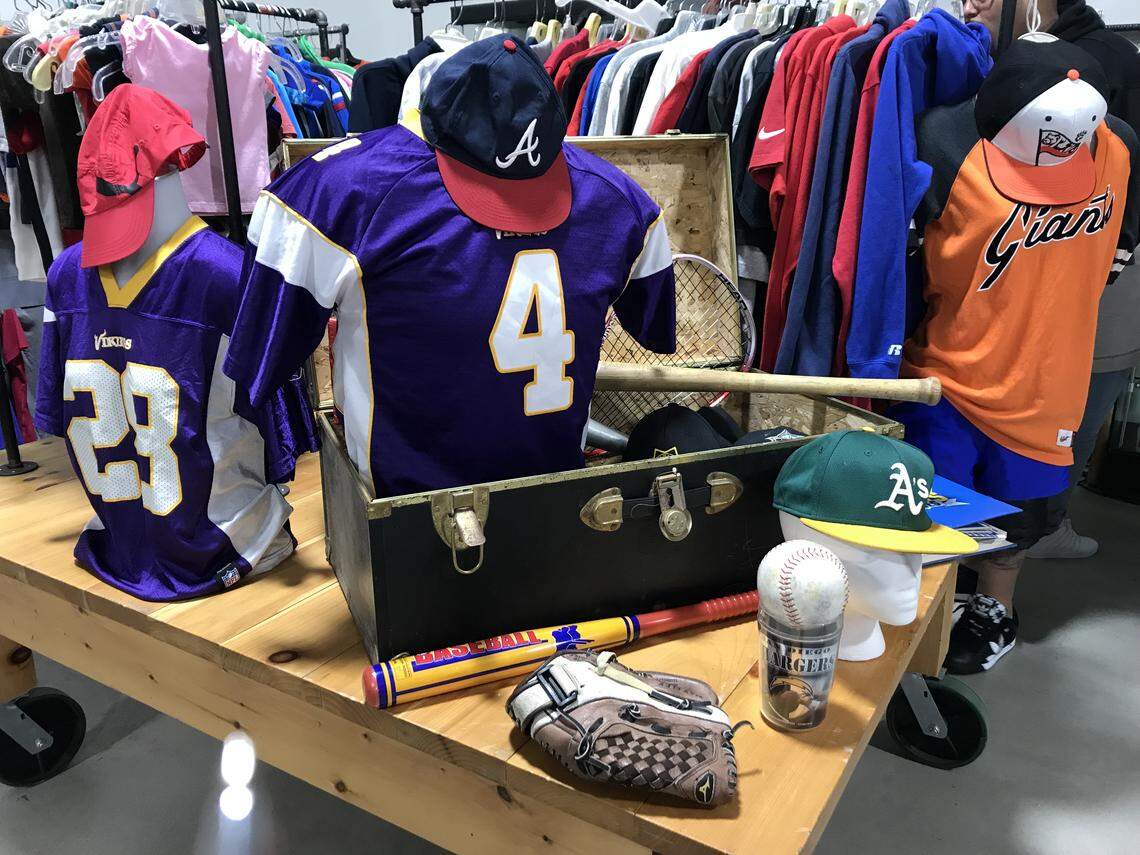 DAV Charities of Central California has opened a new thrift shop at Fresno Street and Shaw Avenue.