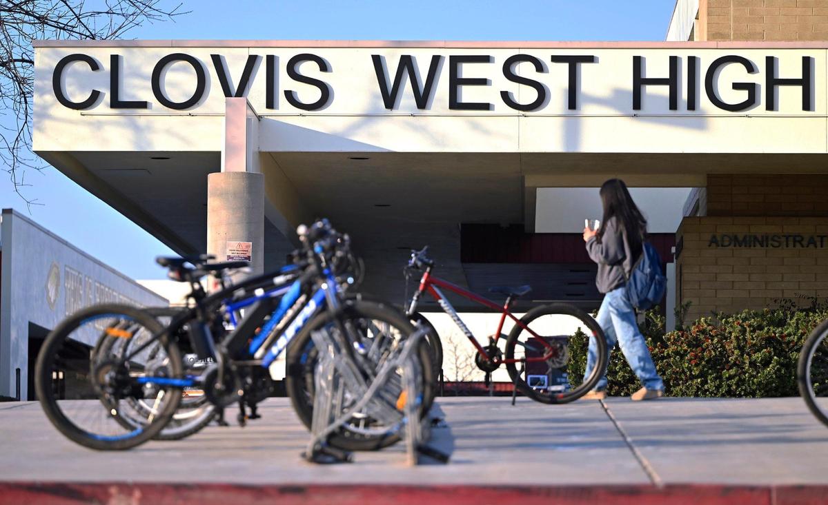 A student walks pasts the Clovis West administration office Thursday afternoon, Jan. 30, 2025 in Fresno.