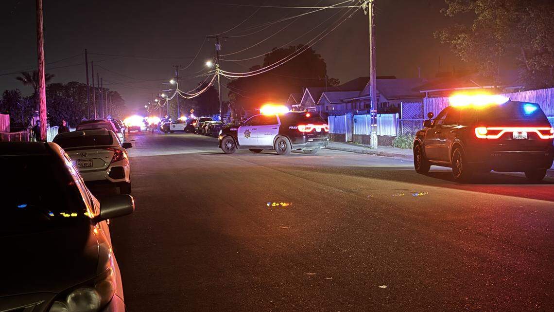 Man shot multiple times, dies on Fresno street. Police arrived to ‘chaotic’ scene