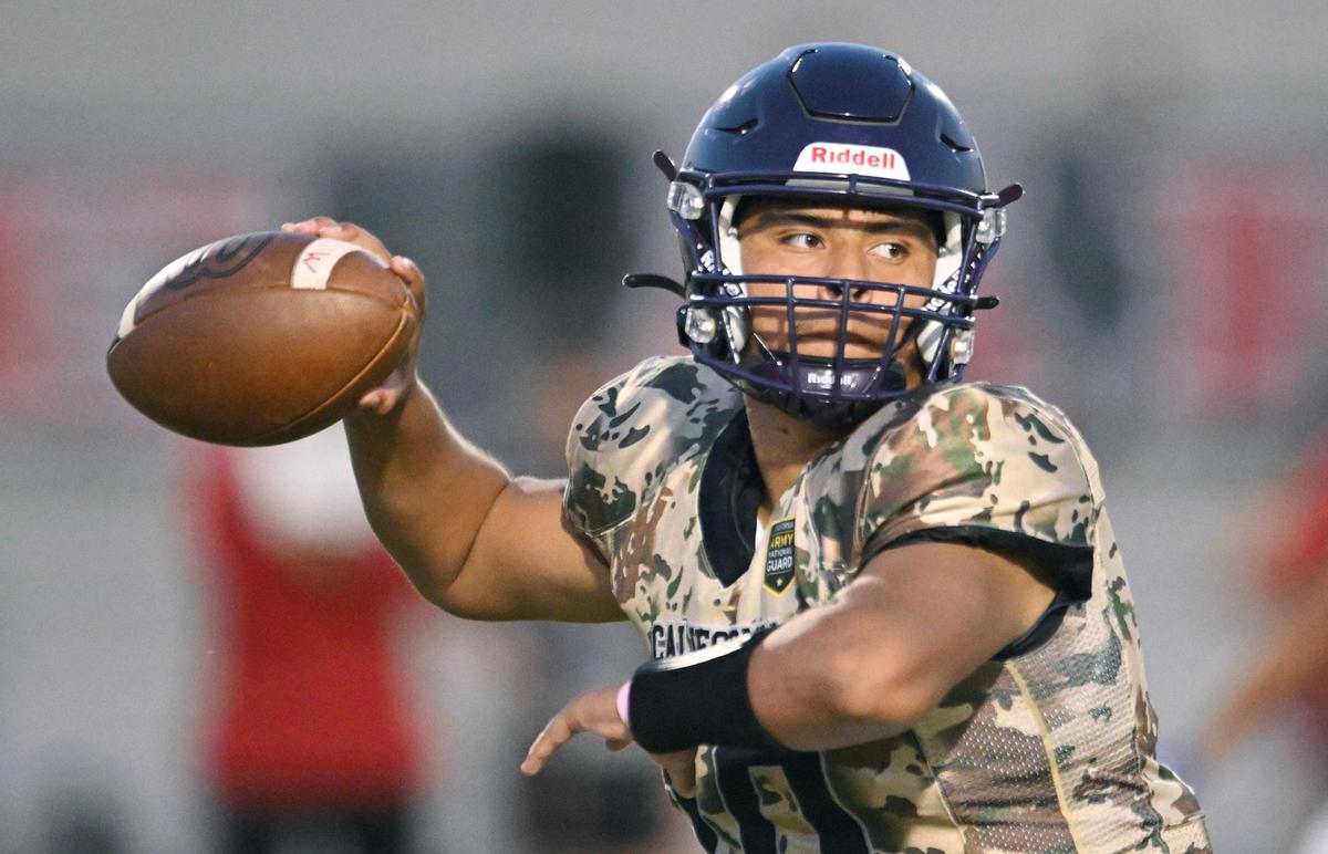 Washington Union’s quarterback Jason Torres prepares to pass against Torres High Friday, Sept. 1, 2023 in Easton.