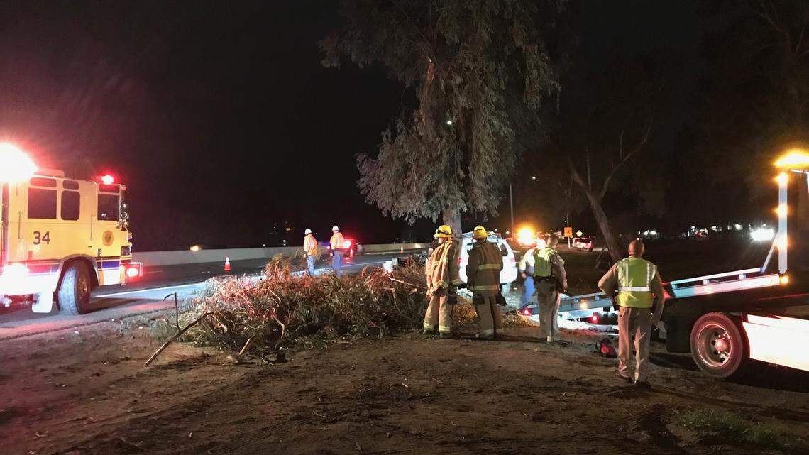 Five people are dead from a car accident Saturday in the South Valley, according to Bakersfield’s CHP spokesperson Robert Rodriguez.