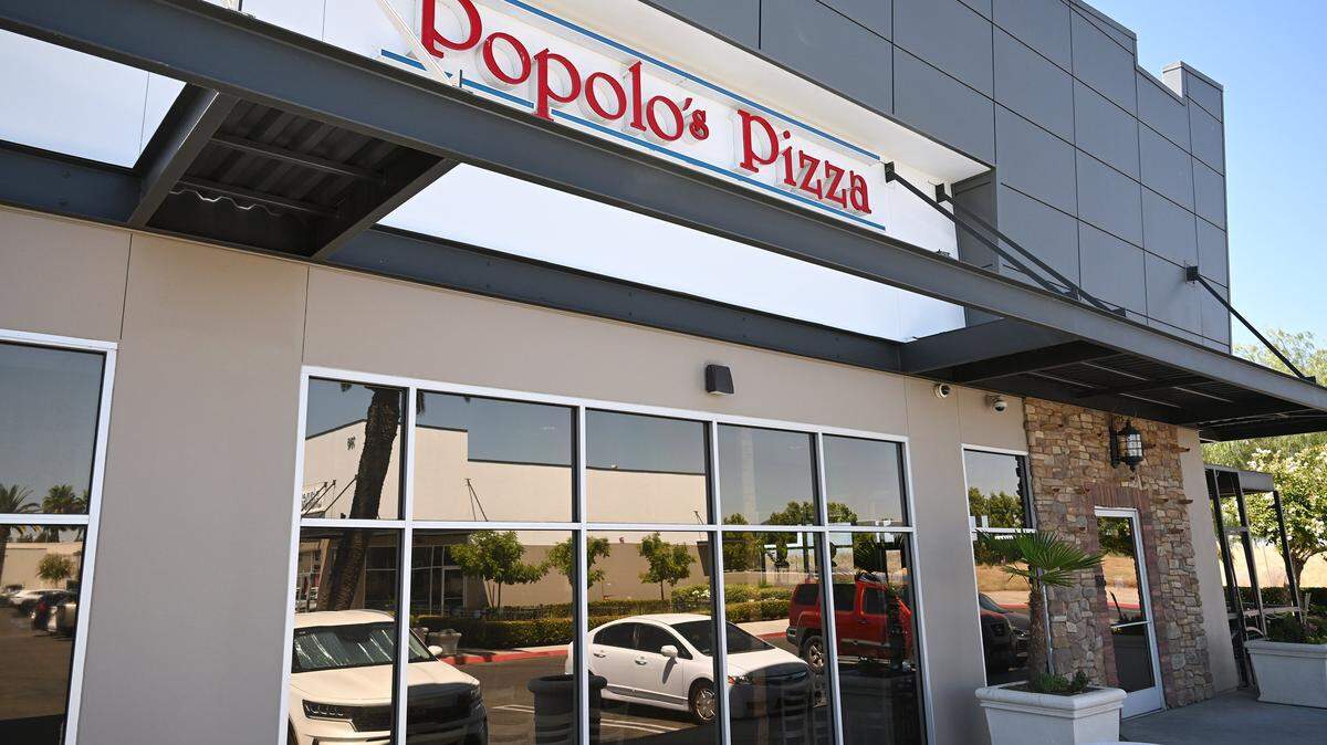Popolo’s Pizza at Palm and Nees avenues has closed with plans to relocate. Photographed Thursday, July 31, 2025 in Fresno.