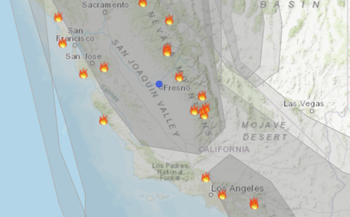 A smoke and fire map captured Sept. 14 illustrates concentrated levels of smoke blanketing the central San Joaquin Valley, a result from surrounding wildfires.