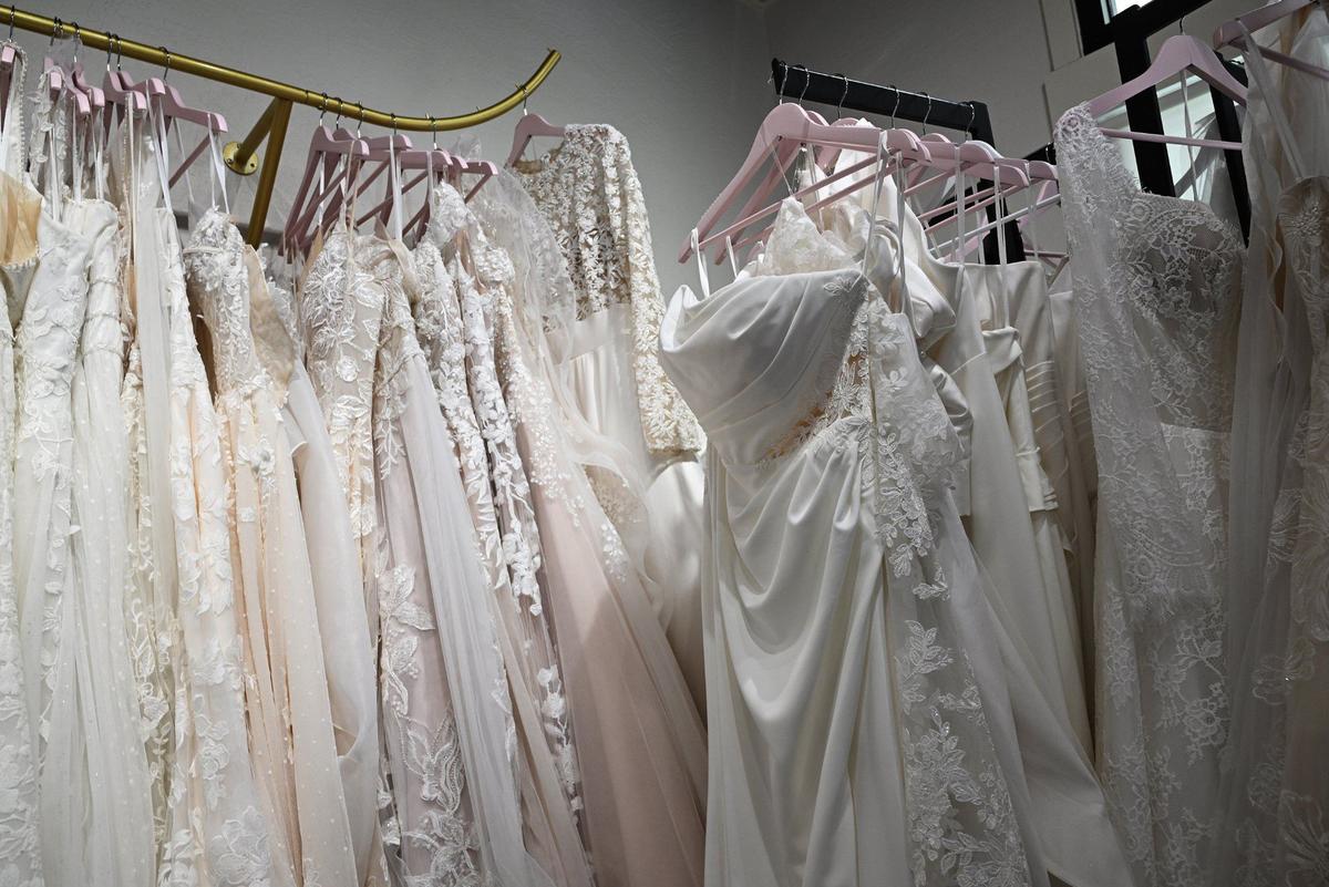 Madeleine’s Bridal Boutique on Pollasky Avenue in Old Town Clovis has moved to 325 Clovis Avenue.