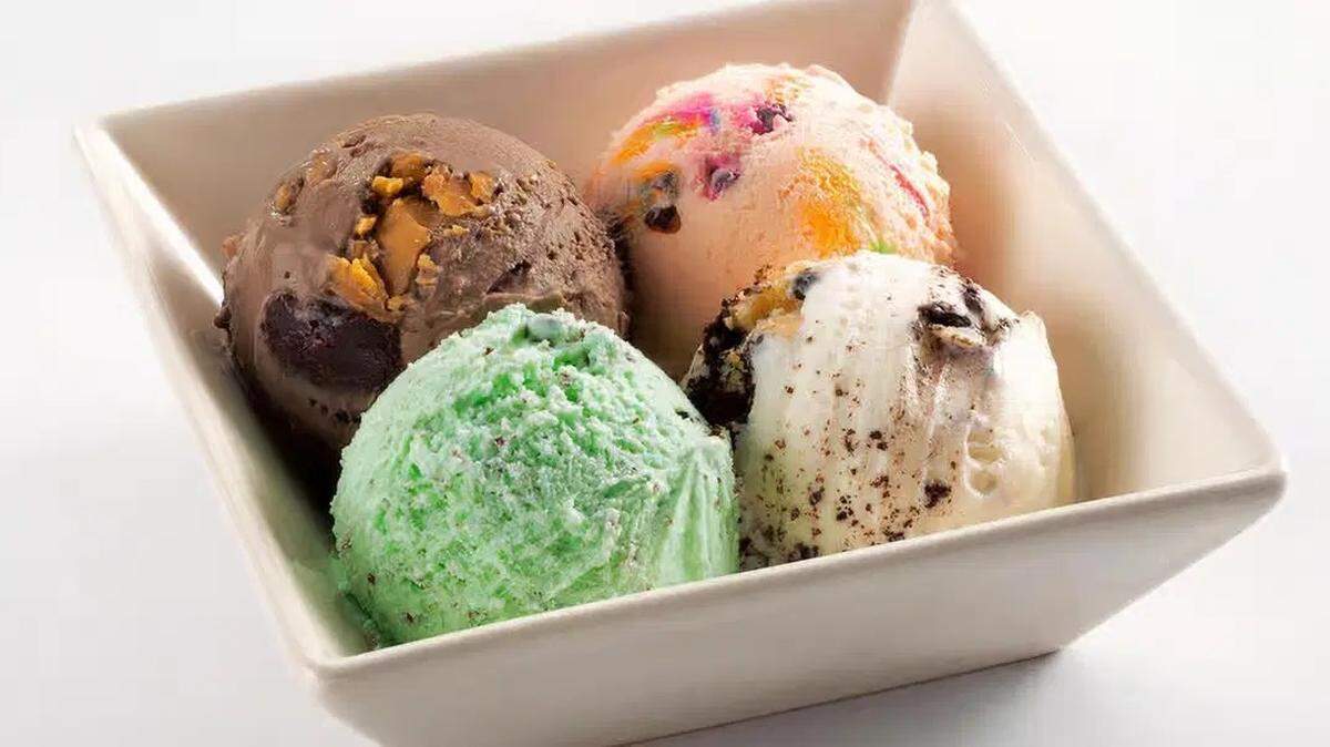 Four scoop sampler from Handel’s Homemade Ice Cream