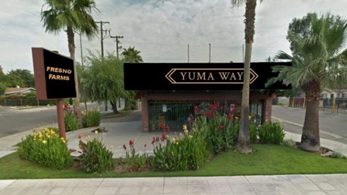 An artist’s rendering depicts the exterior of the proposed Fresno Farms cannabis dispensary to be developed by Yuma Way Cannabis Co. at the northeast corner of Cesar Chavez Boulvard and Jackson Avenue in southeast Fresno. The building is the former Mariscos Las Islitas restaurant.